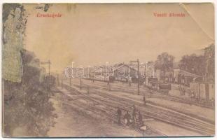 1908 Érsekújvár, Nové Zámky; vasútállomás, vonatok / railway station, trains (szakadás / tear)