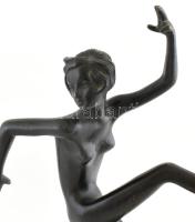 BKI jelézéssel, art deco női táncos, bronz, márvány talapzaton, m:31 cm