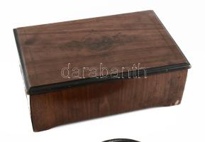 Orpheon zenegép fa ládában, hozzá 13 db lemez 32x23 cm