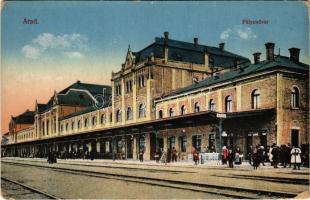 Arad, Pályaudvar, vasútállomás / railway station (kopott sarkak / worn corners)