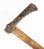 Harci balta. cca 1400. 90 cm