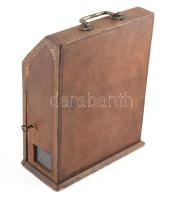 cca 1880 aranyozott bőr levélgyűjtő doboz kulccsal 25x30x15 cm