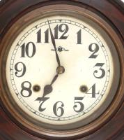 Falióra. Ingajáratos cca 1920 Működik Faragott fa tokkal. 60 cm