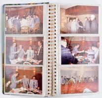 1986 A Kína és Magyarország közötti kereskedelmi egyezmény aláírásáról fotóalbum Dr. Juhász Béla belkereskedelmi miniszter és a látogató küldöttség, fotók albumban. 42 fotóval Fotók 12x9 cm /China-Hungary trade agreement signing 42 photos of the delegation and the visit