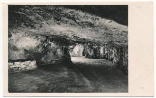 Budapest I. Budai várbarlang - 4 db modern képeslap (Képzőművészeti Alap Kiadóvállalat)