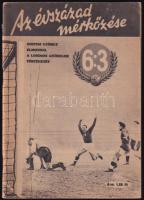 Szepesi György - Lukács László: Az évszázad mérkőzése, 6:3 (Aranycsapat, Magyarország-Anglia). Szepesi György elmondja a londoni győzelem történetét. Bp., 1953, Ifjúsági Könyvkiadó, 60+(4) p. Fekete-fehér képekkel gazdagon illusztrálva. Kiadói tűzött papírkötés, kissé viseltes állapotban, sérült, a fűzéstől elváló borítóval. / Match of the Century (Hungary vs England) 6-3 football match illustrated booklet, worn condition