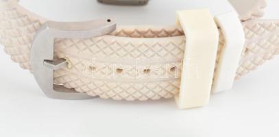 Hublot replika automata férfi karóra, műanyag szíjjal, plexi kissé karcos, működik, d: 4,5 cm