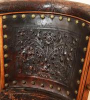 Kora szecessziós férfi íróasztali bőrszék, korának megfelelő sérülésekkel, 1880 körül, m: 84 cm /A t...