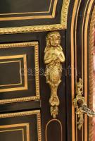 III. Napóleon fekete cilinderes, írószekreter, bronz veretekkel, kulccsal, tükrös, középső ajtóval, ...