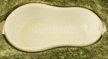 Bidé tál, nyilvánosházi bidé, festett fa, fajansz betéttel, korának megfelelő sérülésekkel, 1880 kör...