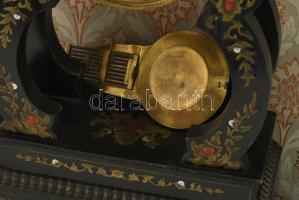 1870 körül, III. Napóleon asztali óra, üvegezett fatokjában, felesütős szerkezettel, nincs kipróbálv...