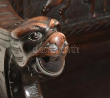 1880 körül, historizáló, ulőpad, kopásokkal, 44x104x112 cm / A tétel a Gödöllői Királyi Kastélyban t...