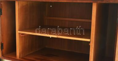 1965 körül, kétajtós kis szekrény, 72x35x78 cm / A tétel a Gödöllői Királyi Kastélyban tekinthető me...