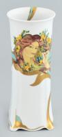 Hollóházi porcelán váza Faragó Miklós (1947- ) által tervezett A négy évszak dekorral. Limitált szériás, kézzel sorszámozott, 37/1999 sorszámmal. Levonóképes, aranyozott, jelzett, tanúsítvánnyal, hibátlan. m: 21 cm