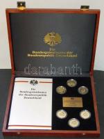 Németország 1991. "A Szövetségi Köztársaság elnökei" 6klf db aranyérem egyenként 10g 14K (...