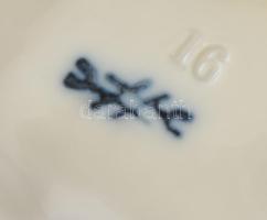 Német porcelán figura, gitáros lány, kiopásokkal, jelzett, m: 12 cm