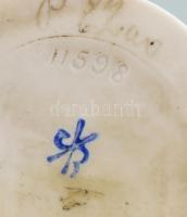 Német porcelán figura, legyezős nő, kopott, kis sérülésekkel, jelzett, m: 15 cm