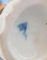 Német porcelán figura, lantos férfi, kopott, kis sérülésekkel, jelzett, m: 10 cm