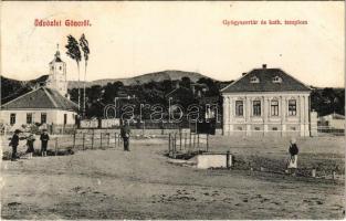 1909 Gönc, Gyógyszertár és katolikus templom, Fő tér. Wohl Ármin kiadása (fl)