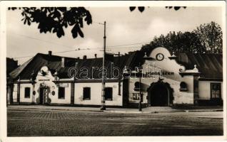 Budapest I. Vörös Béka söröző és étterem, Rada Rossa. Krisztina körút 109.