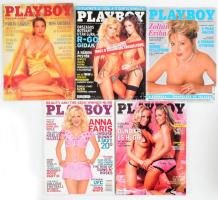 5 db Playboy erotikus magazin, vegyes állapotban