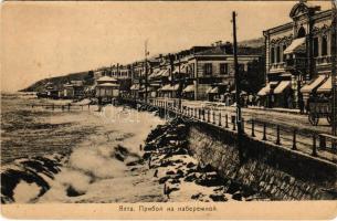 1917 Yalta, Jalta; street view, seashore (worn corners)