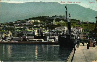 Yalta, Jalta; Vue prise du mole / port, steamship (fa)