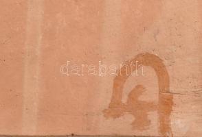 Kerámia falikép, mázatlan, AS jelzéssel, kopásokkal, 12x22 cm