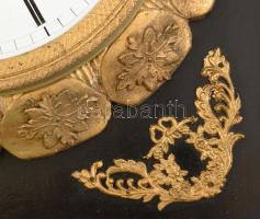 1850 körül, aranyozott keretóra, negyedütős, nincs kipróbálva, szép állapotban. 54x46 cm