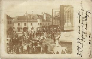 1902 Kismarton, Eisenstadt; felvonulás május 30-án, ünnepség a Szent Jobb megtalálásának emléknapján, Gehardt K. üzlete / Prozession / procession, celebration, shop. photo (EK)