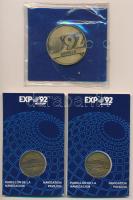 Spanyolország 1992. Expo 92 Sevilla fém emlékérmek (3db/2xklf) eredeti csomagolásban (27mm; 42mm) T:AU Spain 1992. Expo 92 Sevilla metal commemorative medallions (3pcs/2xdiff) in their original packing (27mm; 42mm) C:AU