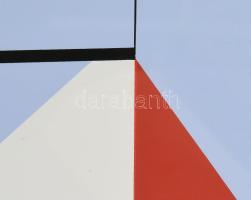 Konok Tamás (1930-2020): Kompozíció, 1998. Szitanyomat, papír, jelzett. Számozott: XVIII/8. Üvegezet...