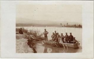 Bei Gradisko / WWI German military, Lake Gradisko with soldiers in a boat. photo