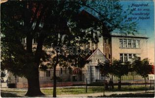 Nagyvárad, Oradea; M. kir. országos csendőrségi iskola, főépület / K.u.K. gendarmerie school (kopott sarok / worn corner)