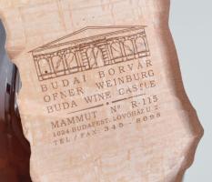 1997 Tokaji furmint díszüveges bor, fújt üveg szarva figurával Bontatlan palack