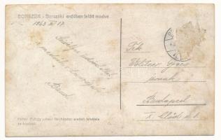 1943 Borszék, Borsec; A borszéki erdőben lelőtt medve, vadász puskával. Heiter György udvari fénykép...