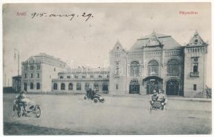 1915 Arad, pályaudvar, vasútállomás. Montázs autókkal / railway station. Montage with automobiles (EK)