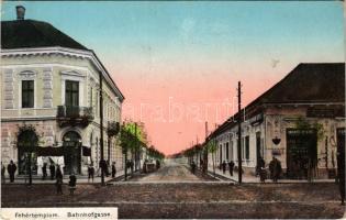 Fehértemplom, Ung. Weisskirchen, Bela Crkva; Bahnhofgasse / utca, üzlet. P. Kuhn kiadása / street view, shops (EK)