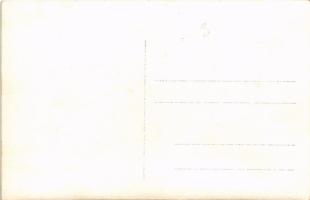 Zagreb, Zágráb; Jelacicev trg / Jellasics tér és szobor, villamosok, üzletek / square, monument, tra...