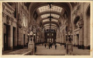 Milano, Milan; Stazione Centrale / railway station, interior (EK)