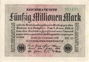 Német Birodalom / Weimari Köztársaság 1923. 50.000.000M (2x) fehér papíron, kis ugrású sorszámokkal T:I,I-