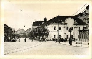 Budapest II. Széna tér, Régi Szent János kórház, villamos. photo