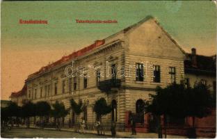 1916 Erzsébetváros, Dumbraveni, Elisabetopol; Takarékpénztár szálloda, étterem és kávéház / hotel of the savings bank, cafe, restaurant + "K.u.k. Husarenregiment Nr. 14."