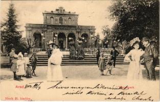 1903 Arad, Baross park, kioszk, vendéglő terasza. Bloch H. kiadása. Montázs gyerekekkel, hölgyekkel és urakkal / park, kiosk, restaurant terrace. Montage with children, ladies and gentlemen (kis szakadás / small tear)