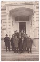 1934 Herkulesfürdő, Baile Herculane; Hotel Ferdinand szálloda, vendégek csoportja / spa hotel, group of guests. photo