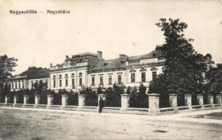 Nagyszőllős town hall
