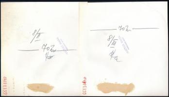 1965 Hegedűművész előadás közben, 3 db sajtófotó, a hátoldalon feliratozott, pecséttel jelzett, 17x1...