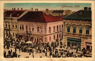 1915 Békéscsaba, Fő tér, Löwy Jakab L. és Társa, Leszich Kálmán, Kresmarik és Reisz Gyula üzlete, húscsarnok, piac, tömeg. Gesmey Soma kiadása (EK)