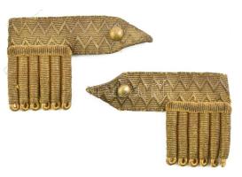 K. u. K., 1855 M medvekarom (egyenruhaujj paszomány, tiszti, arany, egy pár) / k.u.k. uniform trim for officer, one pair