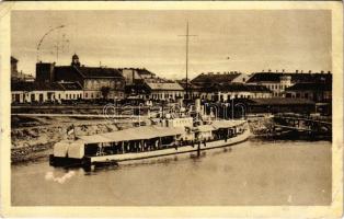 1939 Komárom, Komárnó; Magyar Királyi Folyamőrség monitora a Dunaparton / Hungarian river guard ship on the Danube (EK)